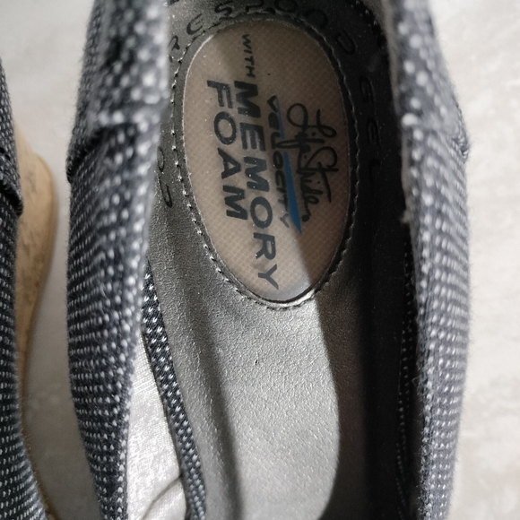 Life Stride Memory Foam Black Mini Polka Dot Wedge w/ Cork Heels S 10M - Picture 10 of 10